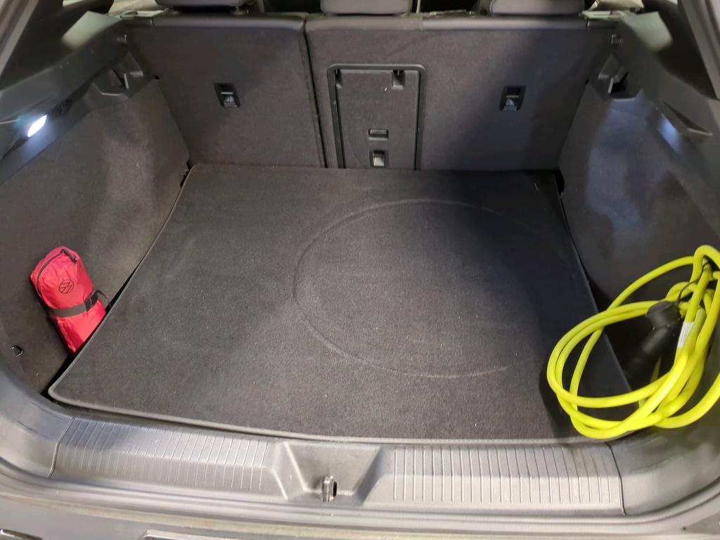 Volkswagen ID.4 GTX 4M NAVI LED PANO RFK 10