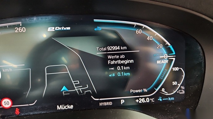 BMW 530e Touring M-Sport LEDER LED SHZ HiFi HUD 8