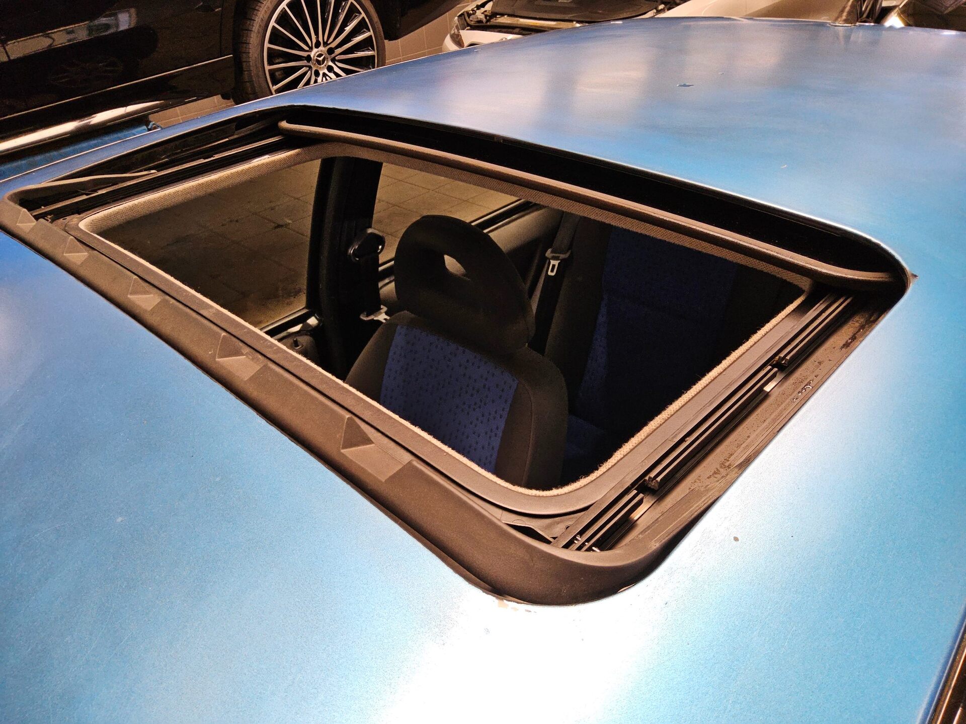 Volkswagen Lupo 1.0 4-Sitzer Schiebedach 11