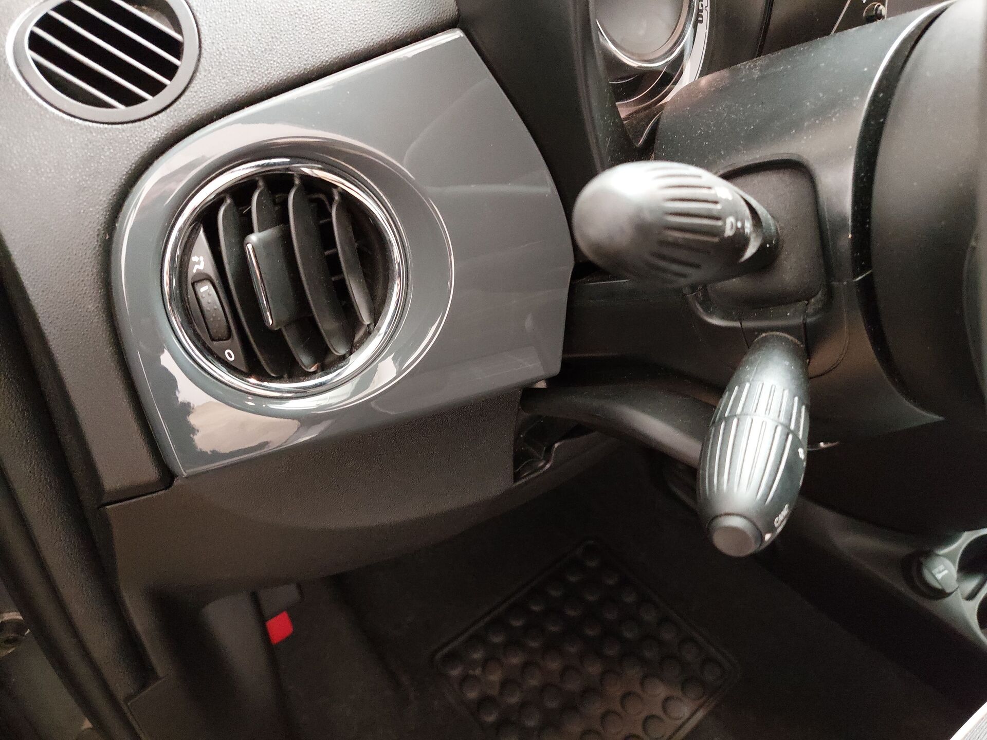 Fiat 500C 1.0 Lounge Klima PDC 9