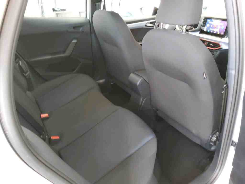 Seat Ibiza 1.0 TSI FR-Line NAVI SPORTSITZE KLIMAAUT LED RADIO 6