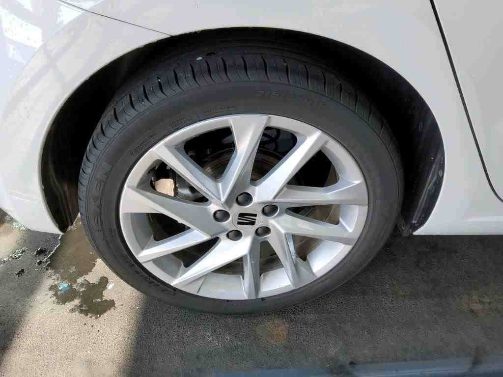 Seat Ibiza 1.0 TSI FR-Line NAVI SPORTSITZE KLIMAAUT LED RADIO 12