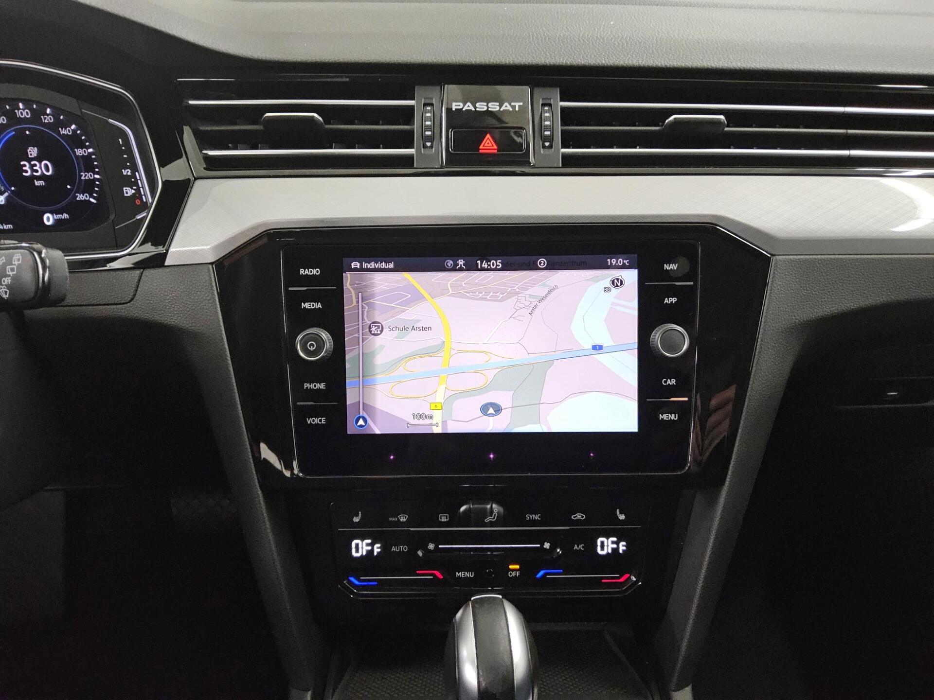 Volkswagen Passat Var. GTE 1.4 TSI Navi LED DC RFK AHK ACC 7