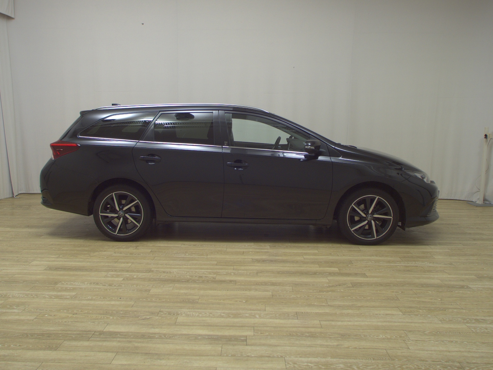 Toyota Auris 1.2 Turbo Comfort LED PDC RfK Shz HU 03/28