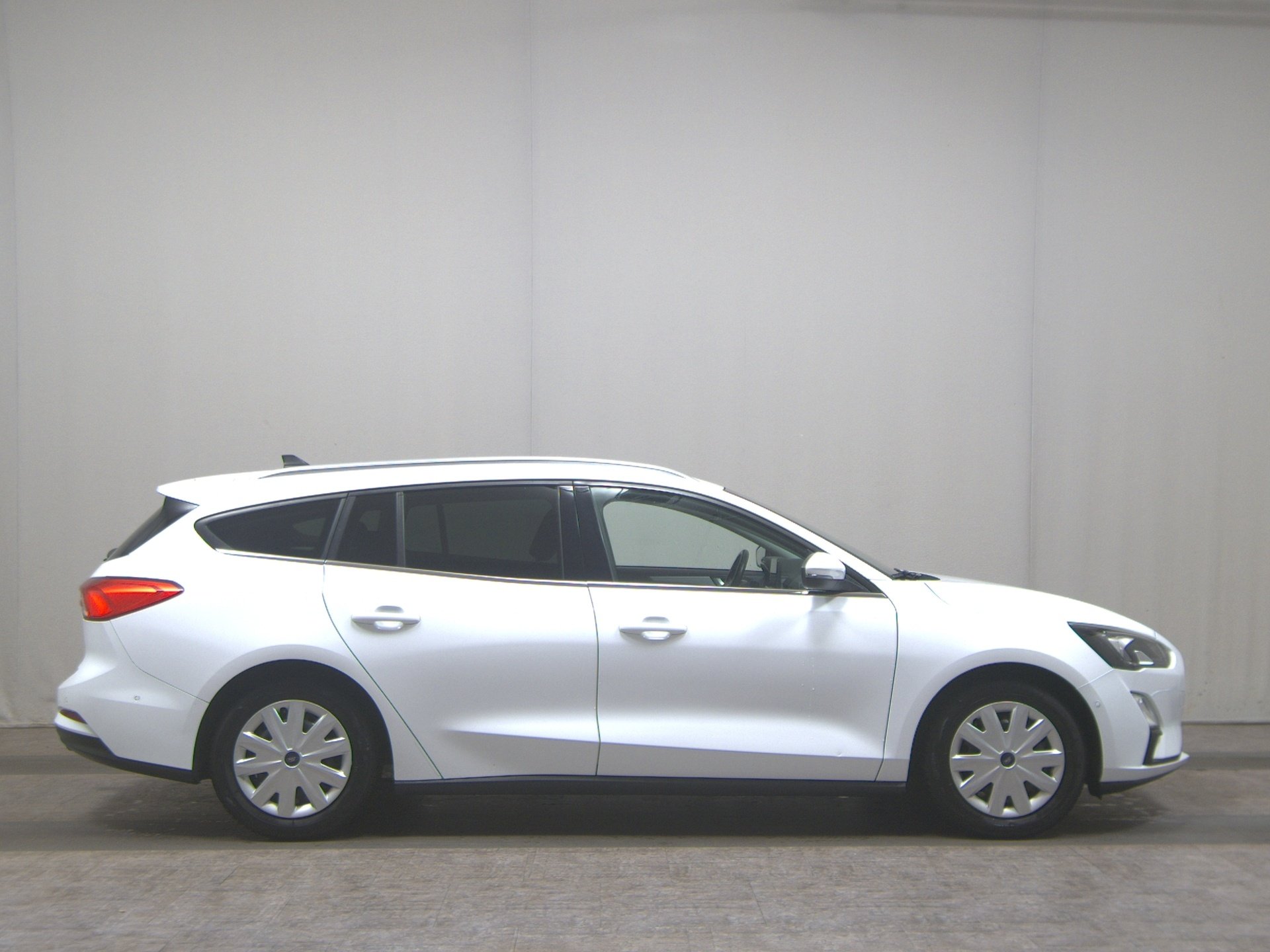 Ford Focus Turnier 1.5 EB Cool&Connect Navi LED AHK