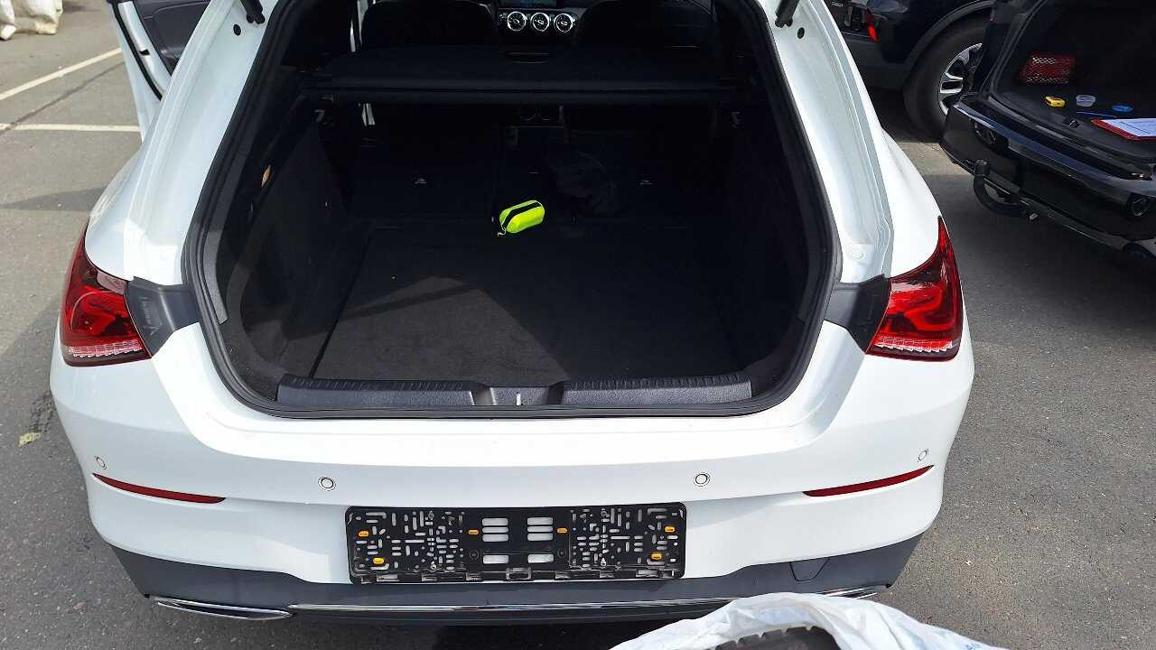 Mercedes-Benz CLA 180 SB d Progressive NAVI LED SHZ RFK 10
