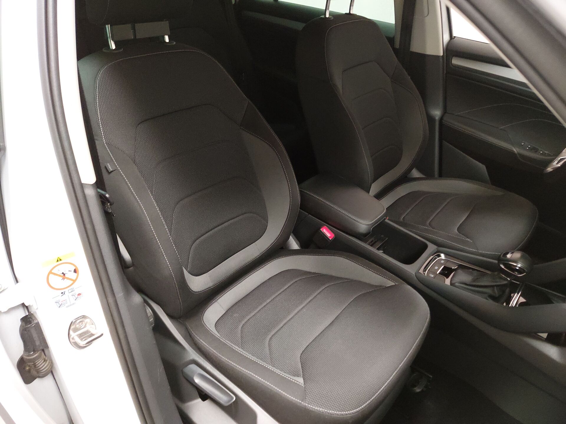 Skoda 2.0 TDI 2.0 TDI Ambition Navi LED Virtual AHK RFK 11