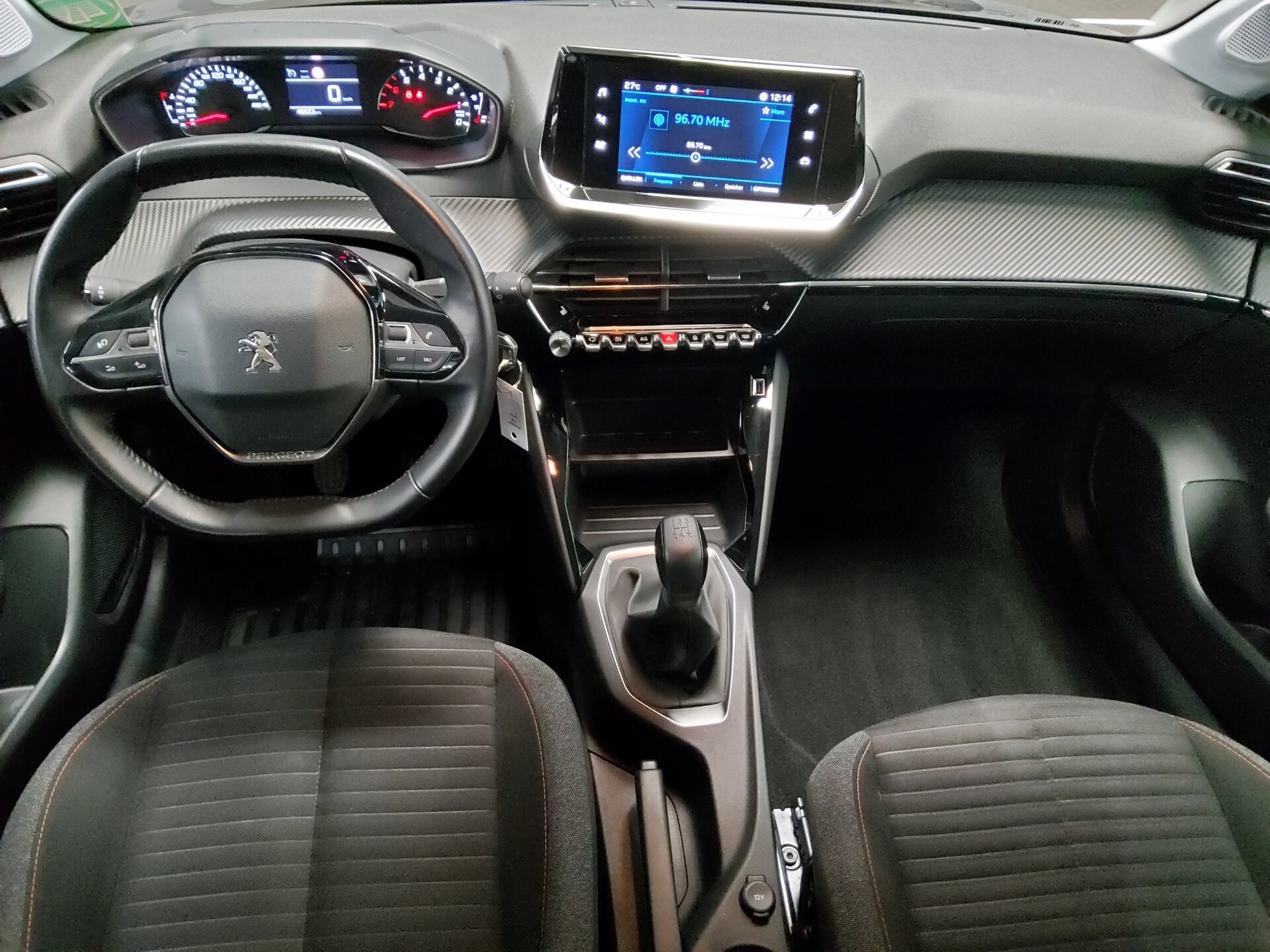 Peugeot 208 1.2 PureTech Active Tempomat PDC Shz LED 5