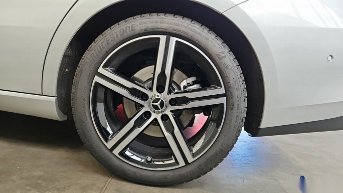 Mercedes-Benz CLA 200 SB d Progressive T-Leder NAVI SHZ RFK LED 12