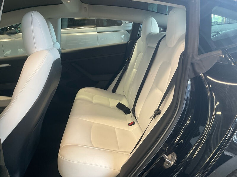 Tesla Model 3 Leder Navi LED Shz 9