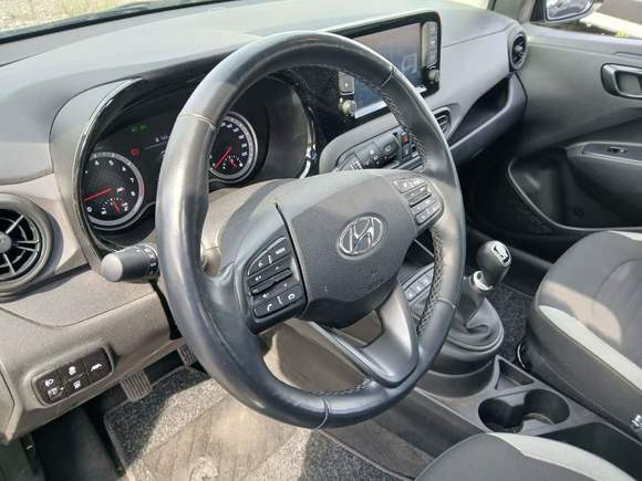 Hyundai i10 1.0 Trend Shz PDC Spurhalte 8