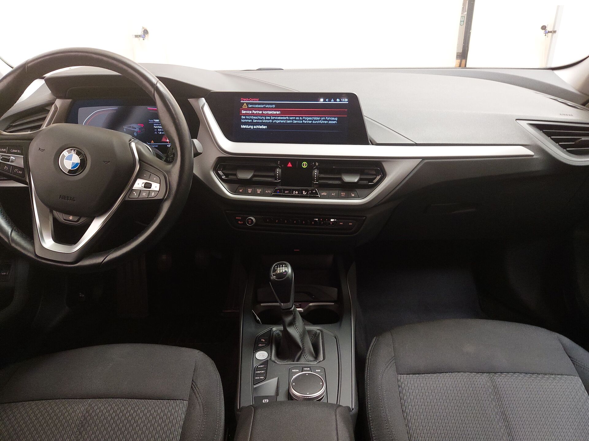 BMW 118i Advantage Navi LED LC-Pro PDC SHZ 16