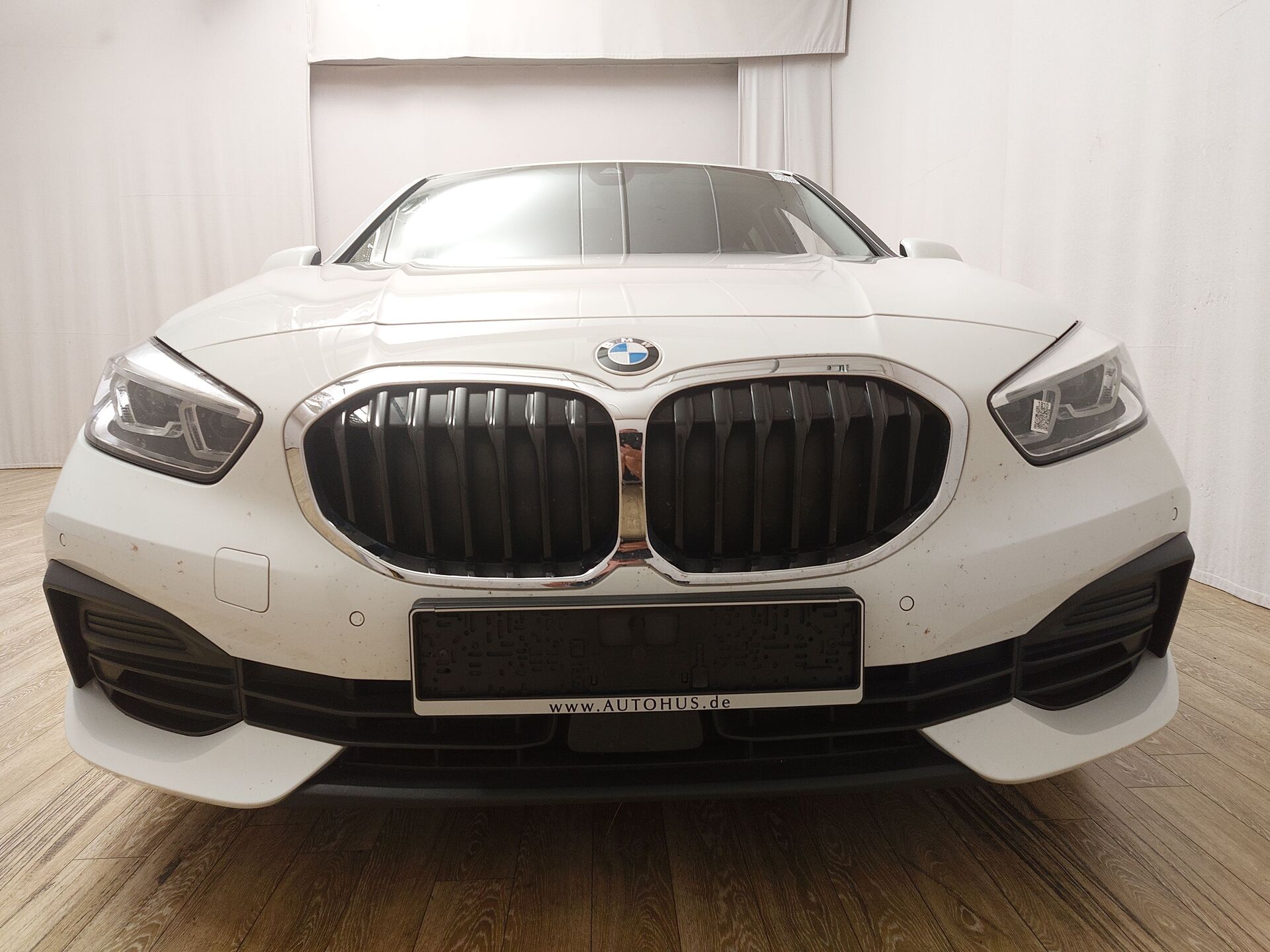 BMW 118i Advantage Navi LED LC-Pro PDC SHZ 5
