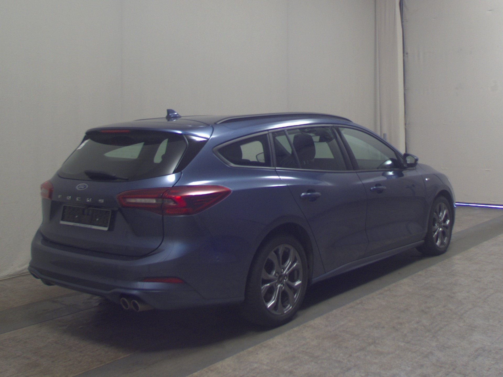 Ford Focus Turnier 1.5 EB ST-Line Navi LED RfK PDC 4