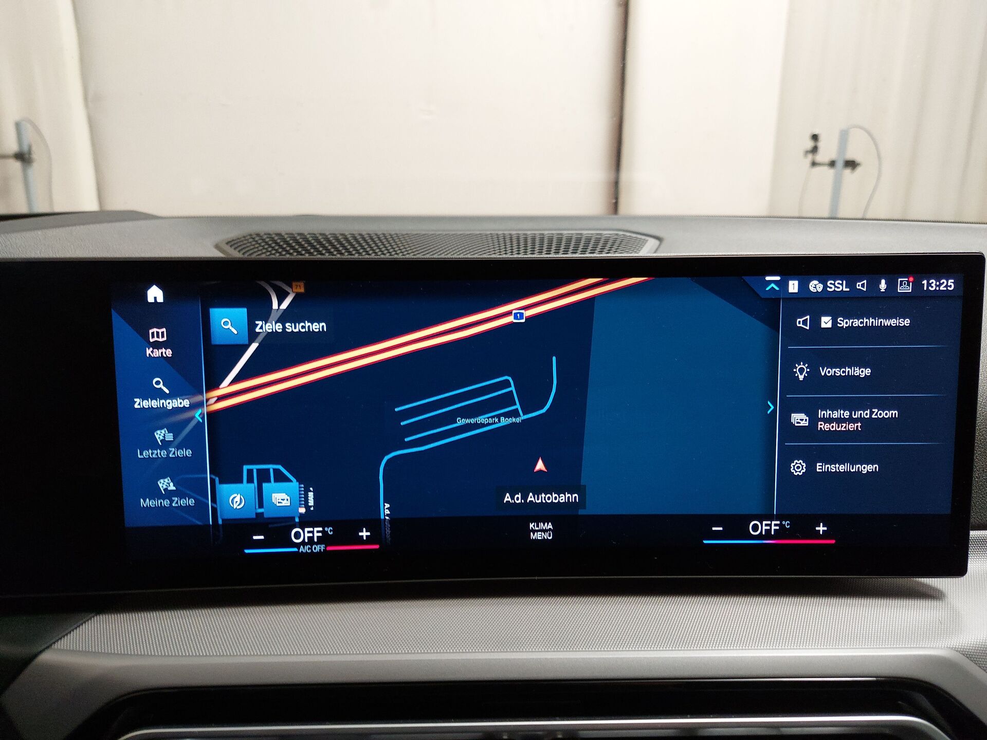 BMW 318iA Touring Navi LED LC-Pro HuD RFK 19
