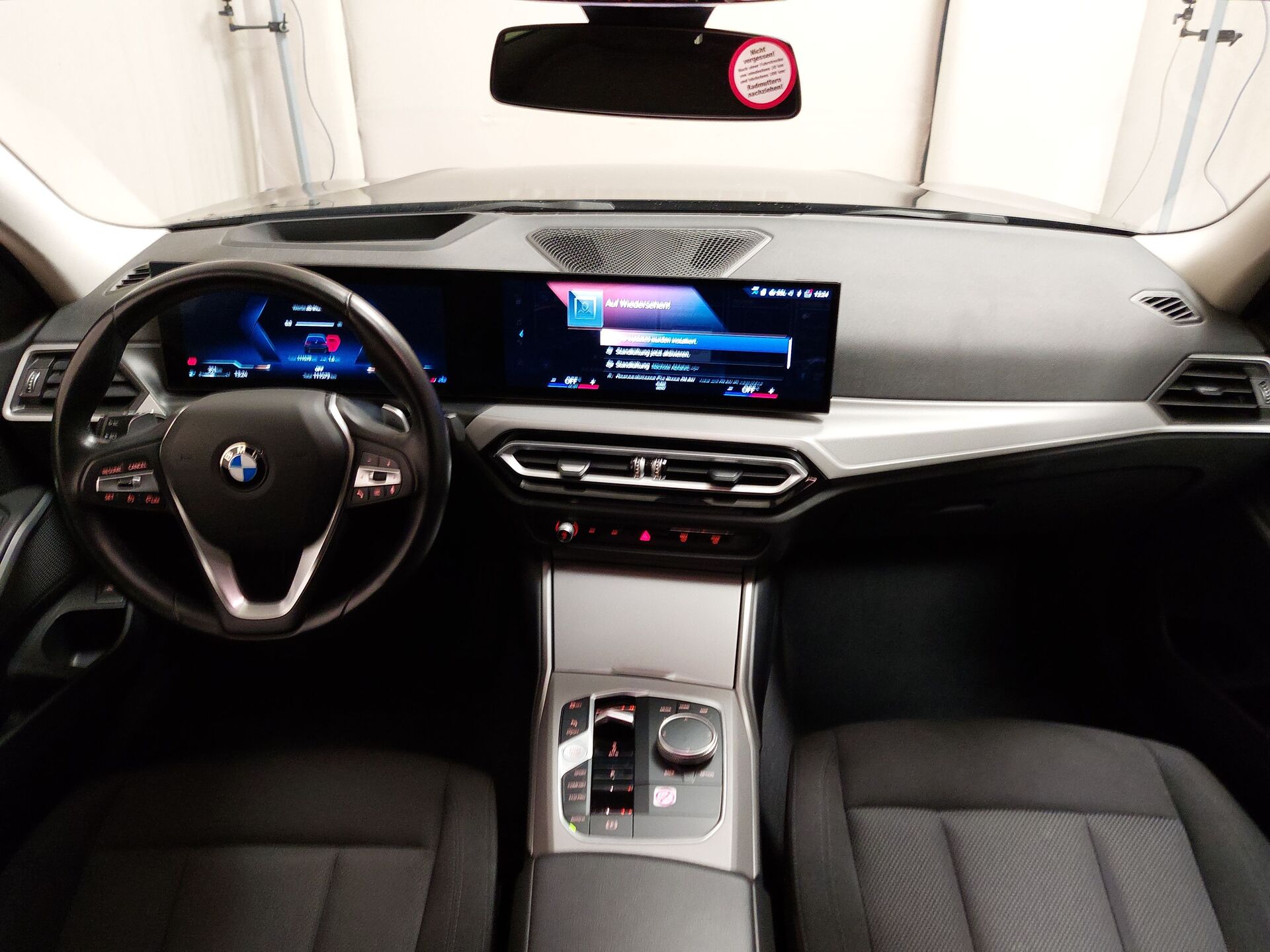 BMW 318iA Touring Navi LED LC-Pro HuD RFK 12