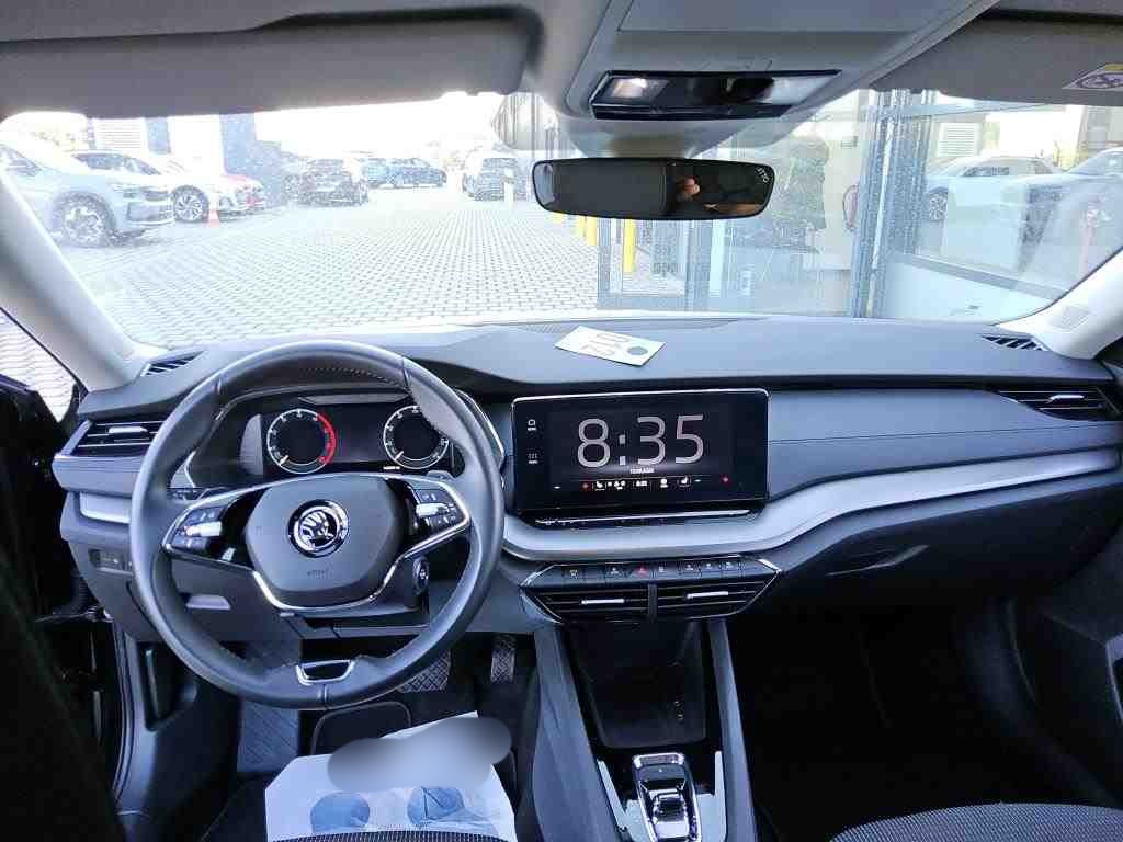 Skoda Octavia Kombi 2.0 TDI Navi vc LED PDC 5