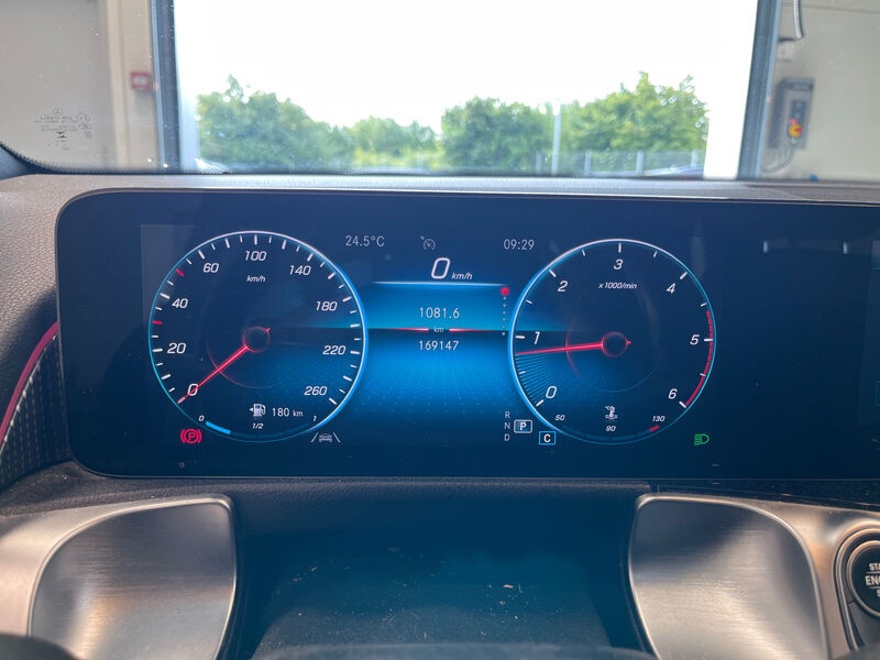 Mercedes-Benz GLB 200 d Progressive T-Leder Navi LED Shz 7