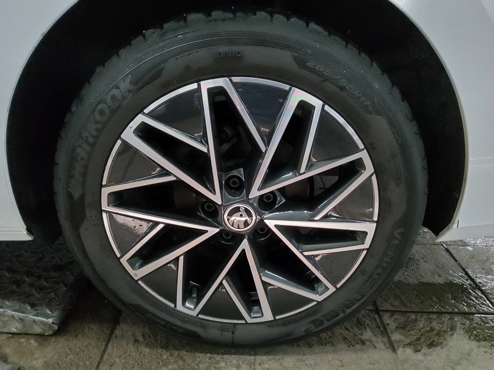 Skoda Octavia Kombi 2.0 TDI Ambition Navi LED Shz RFK 11