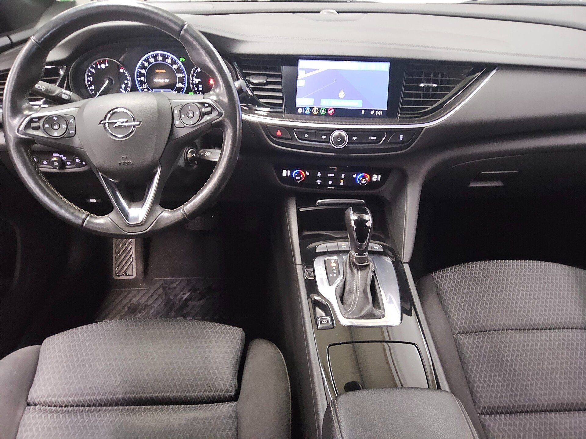 Opel Insignia ST 1.5 D Business Ed. Navi LED AHK PDC 5