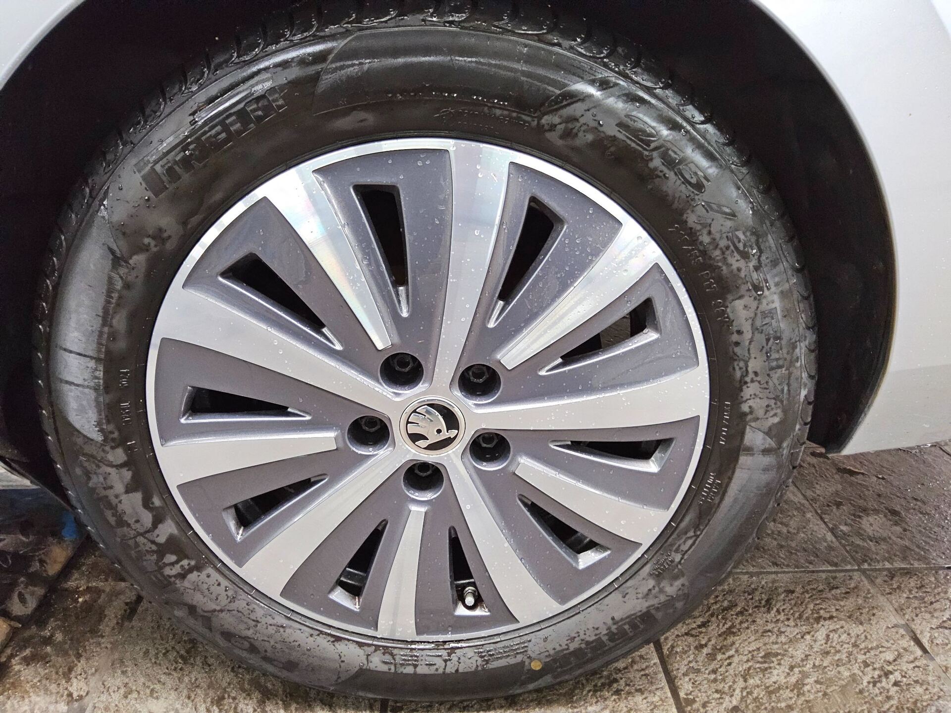 Skoda Superb Kombi 2.0 TDI Style Navi LED vc 360° ACC 11