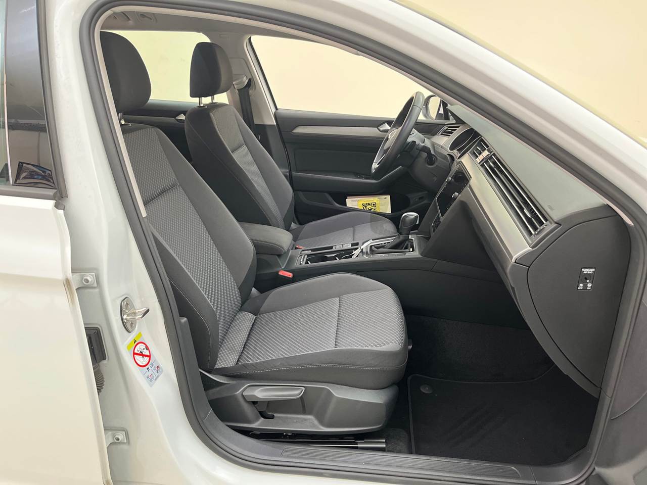 Volkswagen Passat Variant 2.0 TFSI Navi LED 6