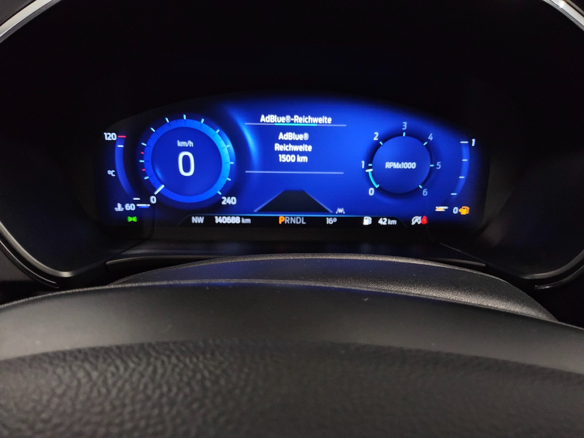 Ford Kuga 1.5 EB Titanium Navi LED DigiTacho AHK RFK 8