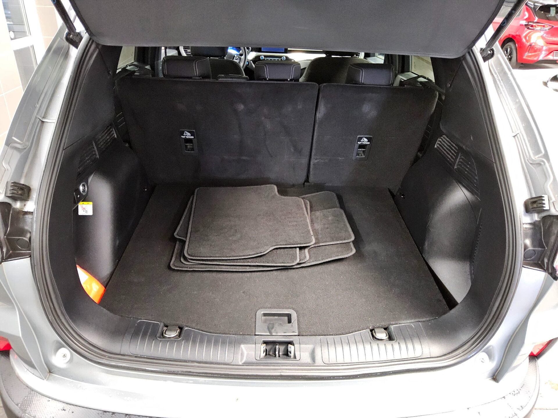Ford Kuga 1.5 EB Titanium Navi LED DigiTacho AHK RFK 12