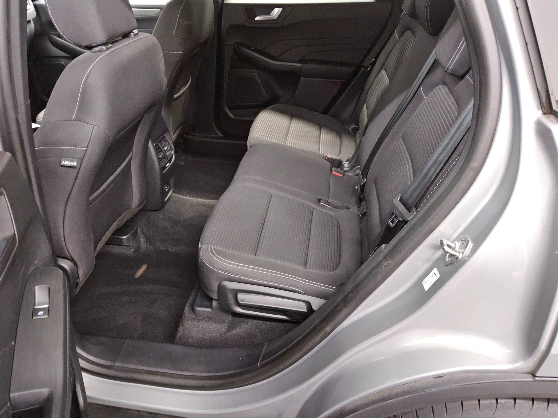 Ford Kuga 1.5 EB Titanium Navi LED DigiTacho AHK RFK 13