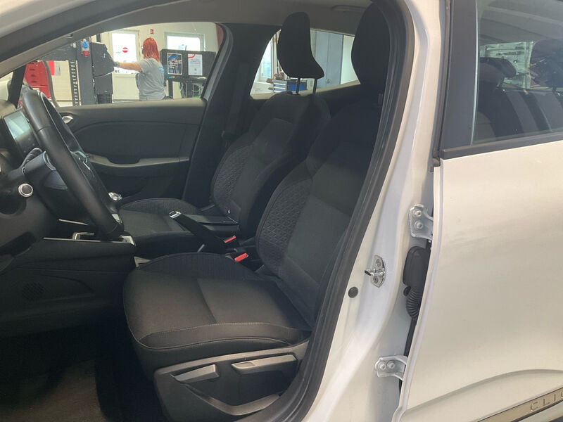 Renault Clio 0.9 TCe 100 Navi LED 6