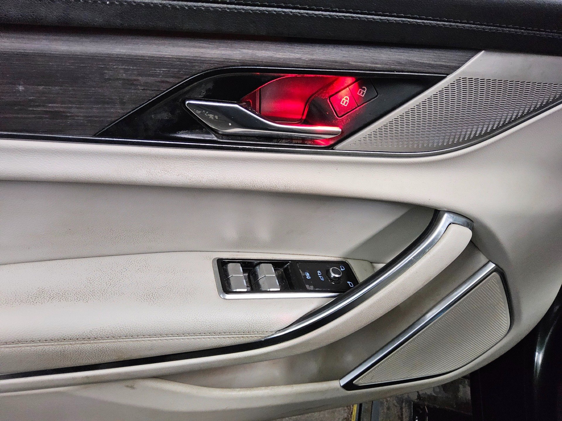 Jaguar XF D200 S Sportbrake Leder Navi LED Pano DC 10