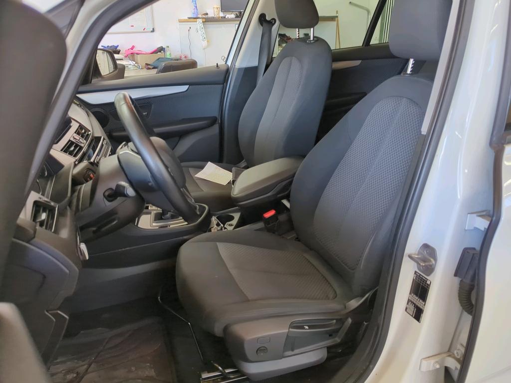 BMW 216 Gran Tourer NAVI SHZ el.HECK PDC AHK 6