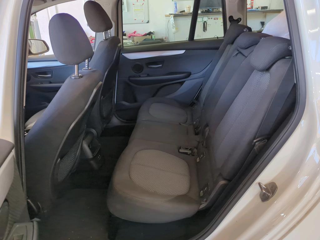 BMW 216 Gran Tourer NAVI SHZ el.HECK PDC AHK 7