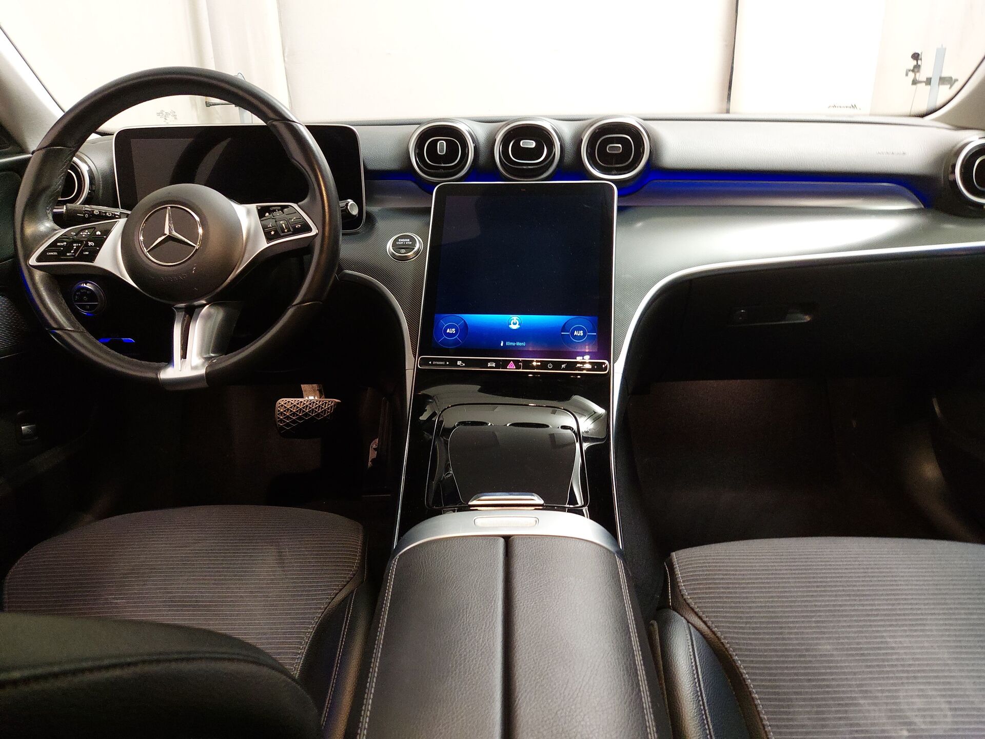 Mercedes-Benz C 220 T d Avantgarde NAVI LED KAMERA 16