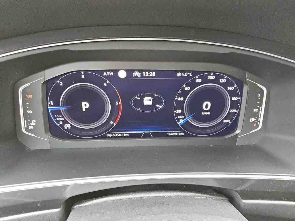Volkswagen Tiguan 2.0 TDI T-Leder NAVI LED SHZ RFK 7