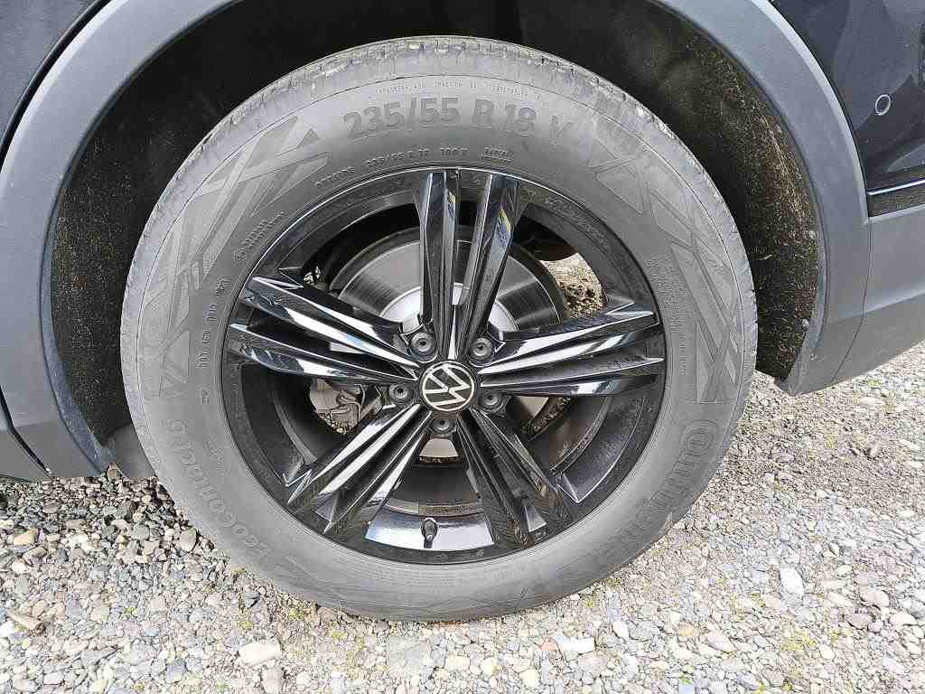 Volkswagen Tiguan 2.0 TDI T-Leder NAVI LED SHZ RFK 12