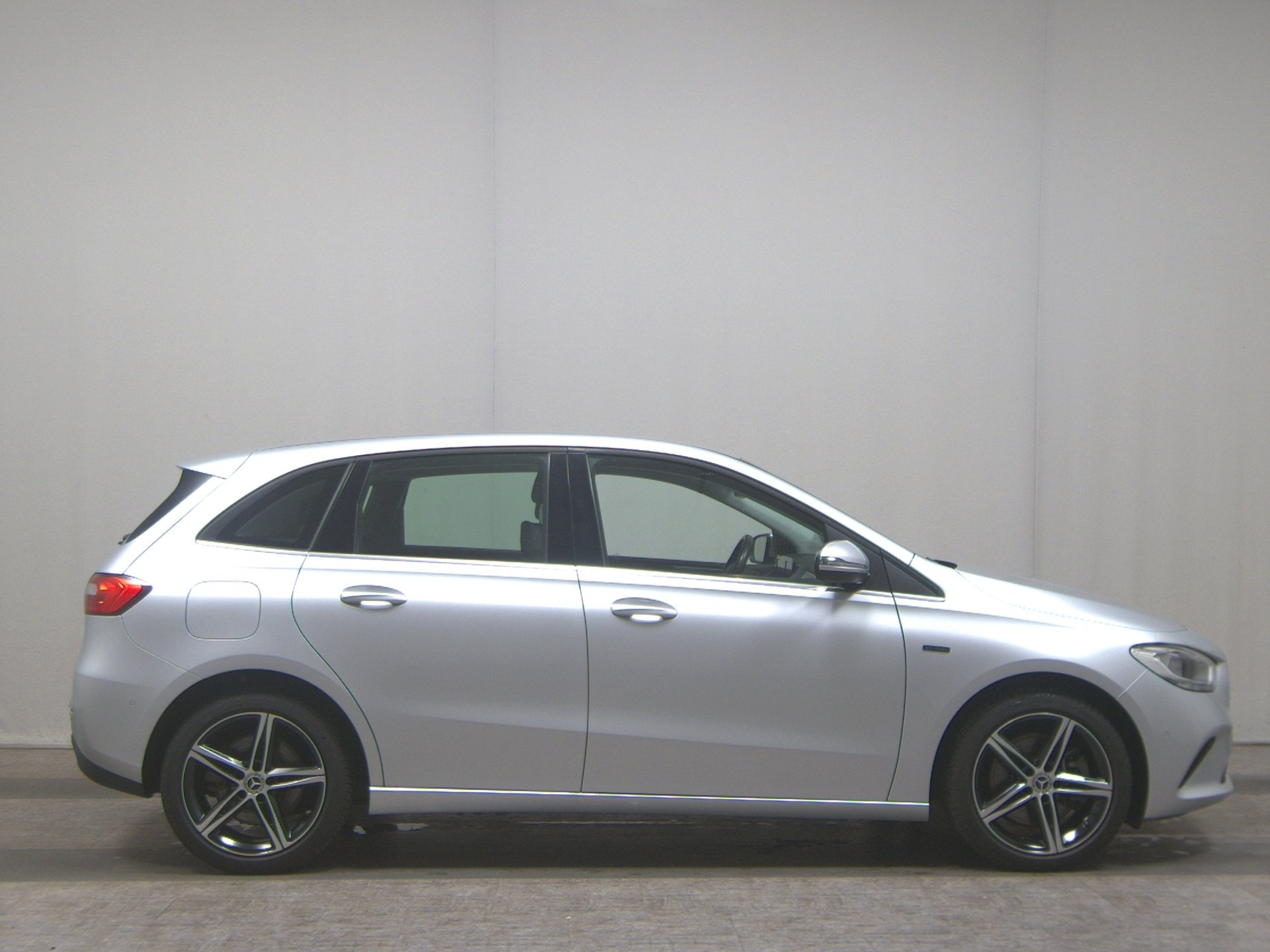Mercedes-Benz B 250 e Style Navi Shz Memory el.Heck RFK