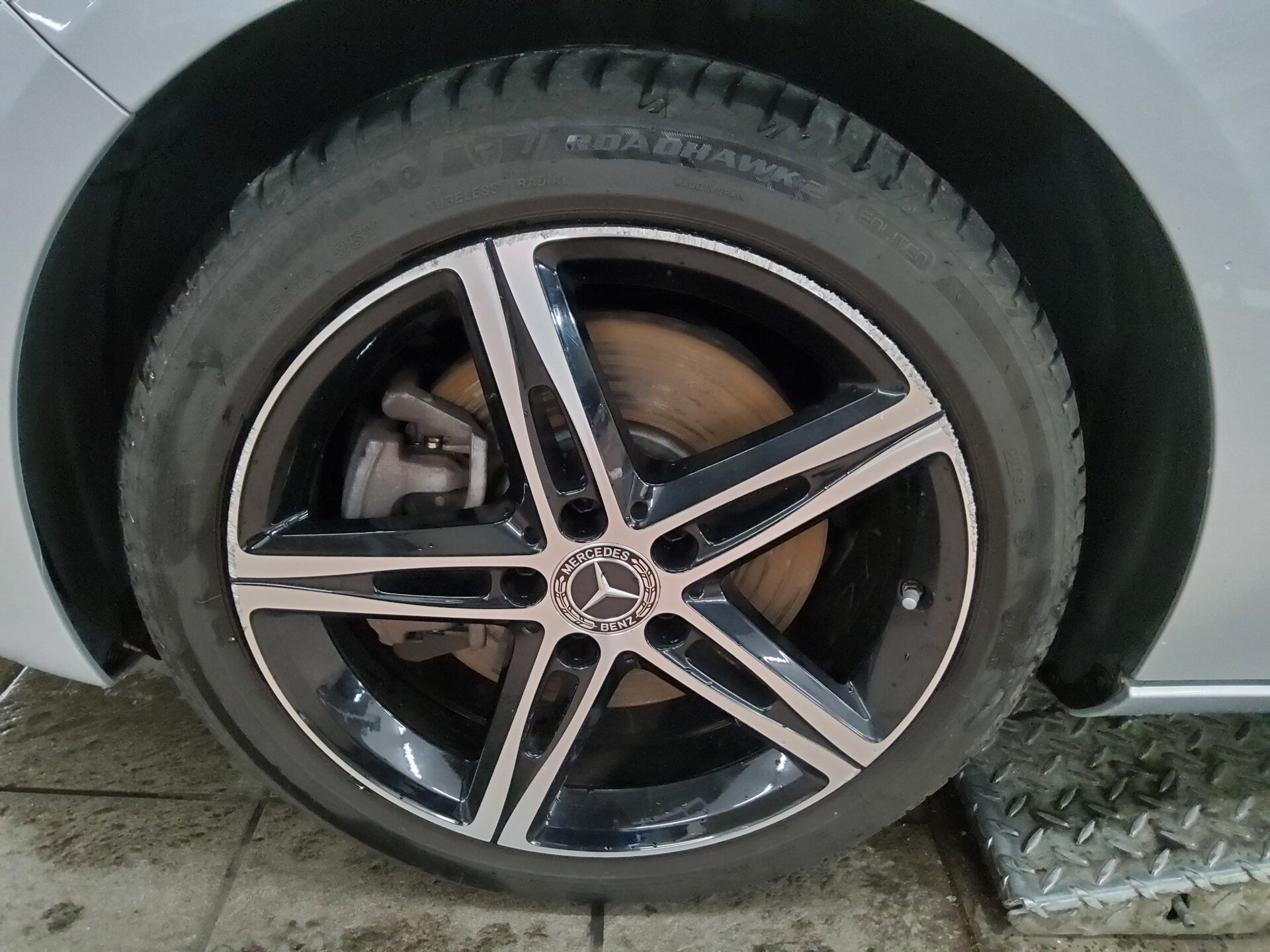 Mercedes-Benz B 250 e Style Navi Shz Memory el.Heck RFK 10