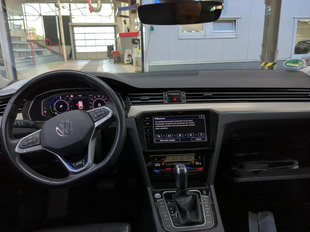 Volkswagen Passat Variant GTE 1.4 TSI NAVI LED SHZ HuD 6