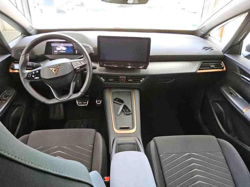 Cupra Born PDC LED SPURHALTE KEYLESS DC 5