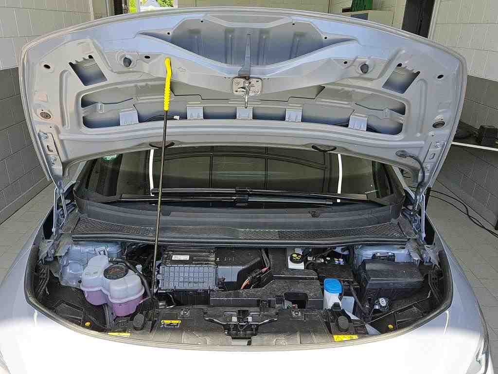 Cupra Born PDC LED SPURHALTE KEYLESS DC 11