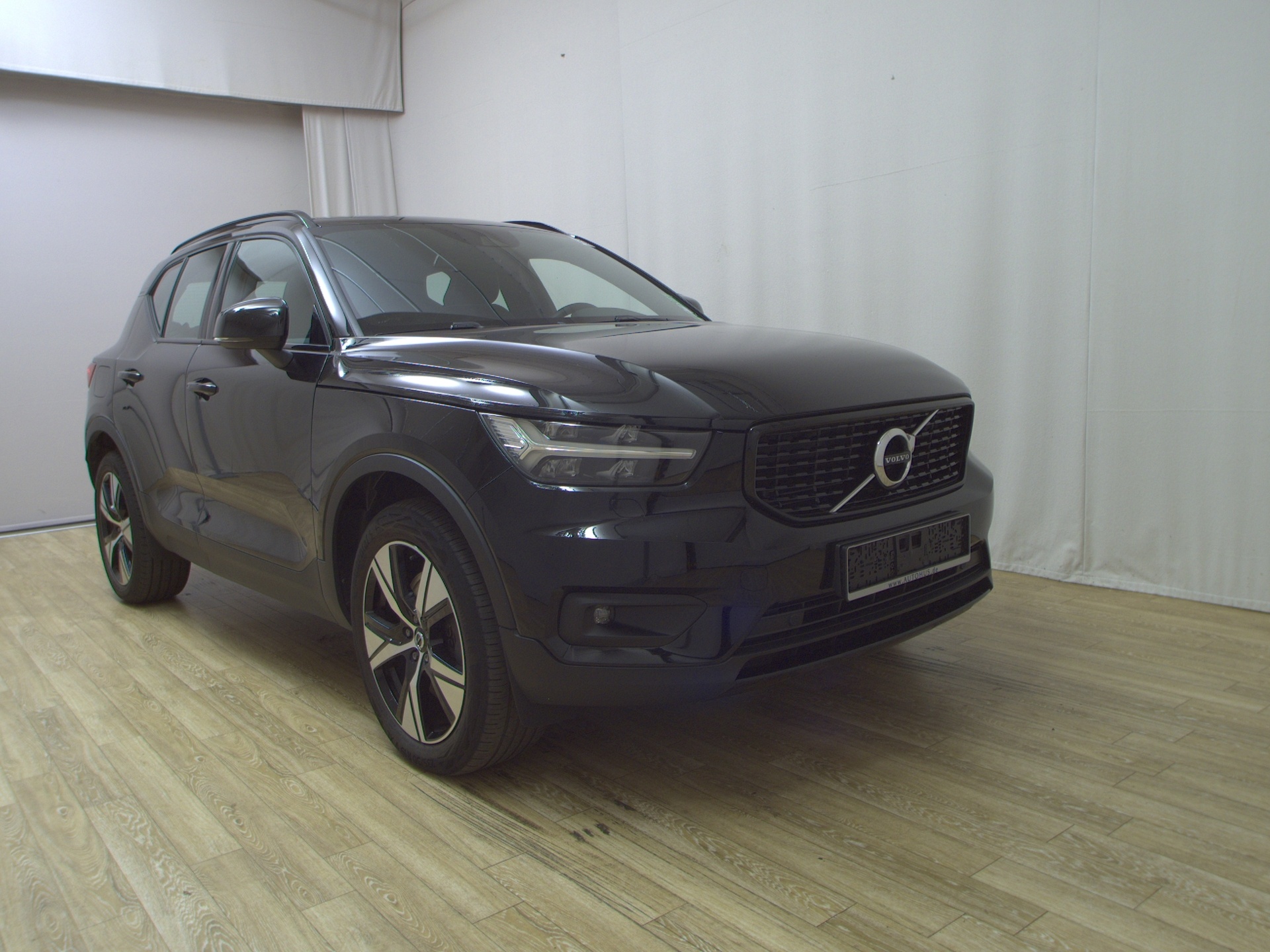 Volvo XC40 T4 Recharge R-Design Navi LED T-Leder RFK Sound 3