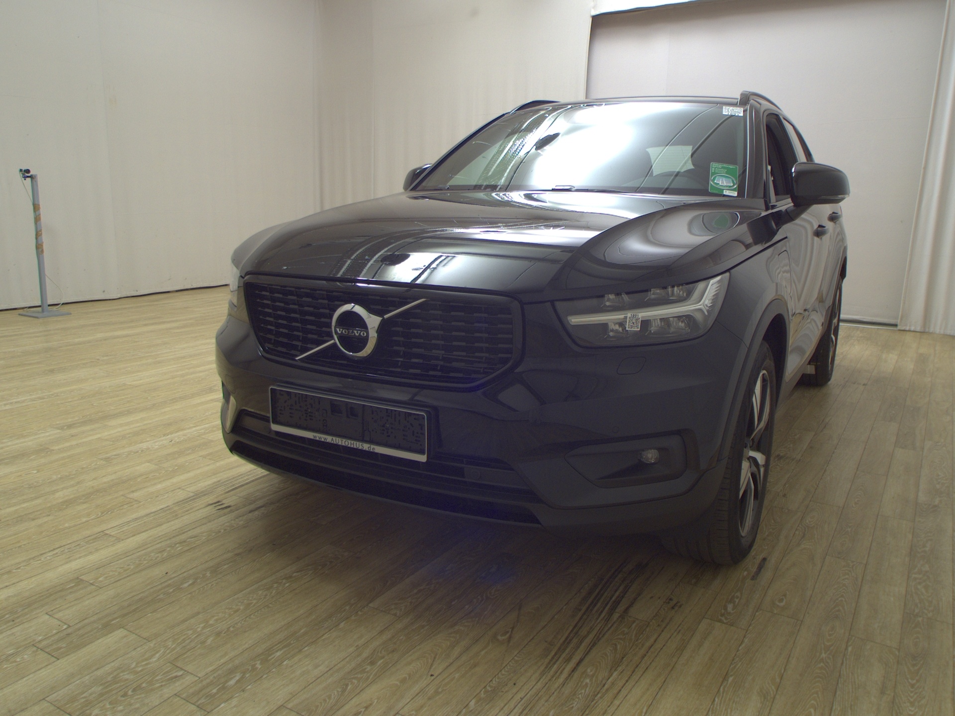 Volvo XC40 T4 Recharge R-Design Navi LED T-Leder RFK Sound 2