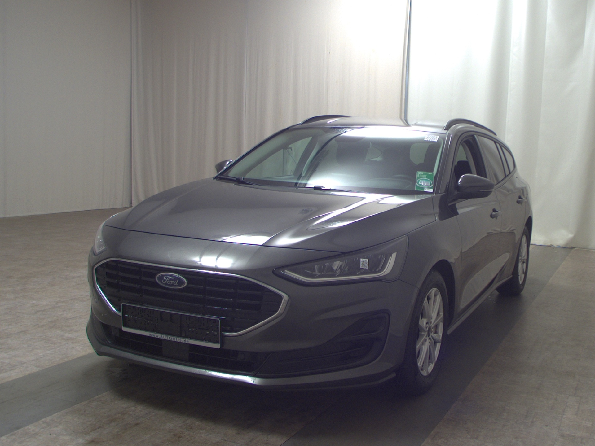 Ford Focus Turnier 1.5 EB Cool&Connect Navi LED Shz PDC 2