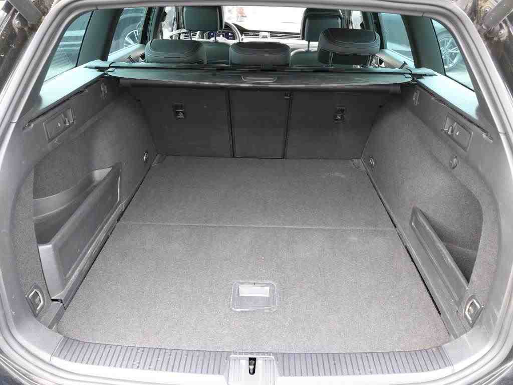 Volkswagen Passat Variant 2.0 TDI R-Line T-Leder Navi AID 8
