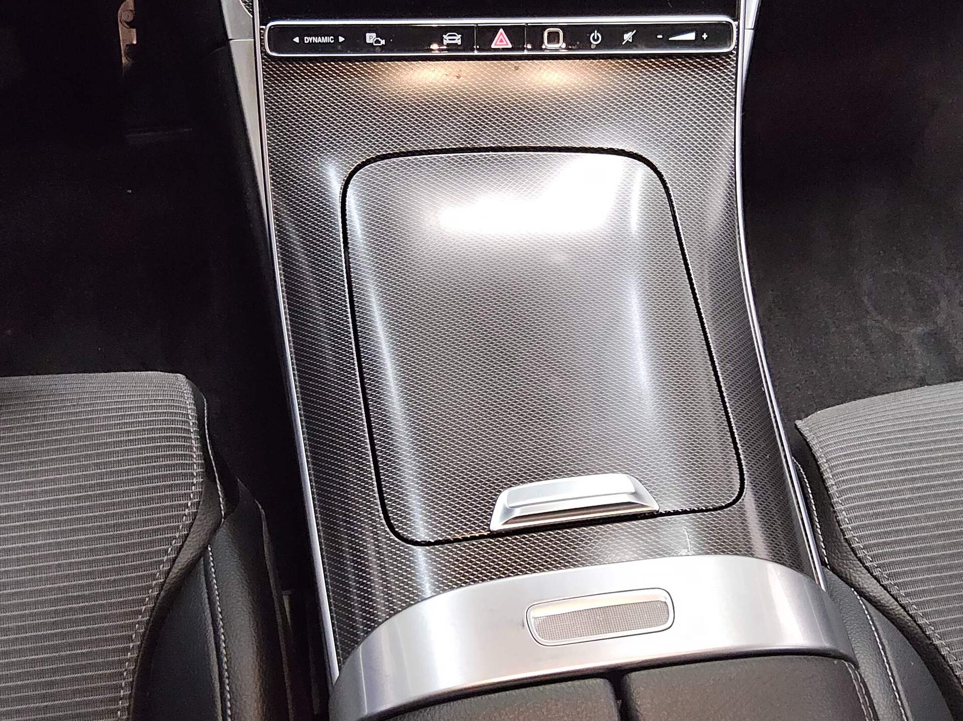 Mercedes-Benz C 220 d Avantgarde T-Leder Navi LED AHK MBUX 6