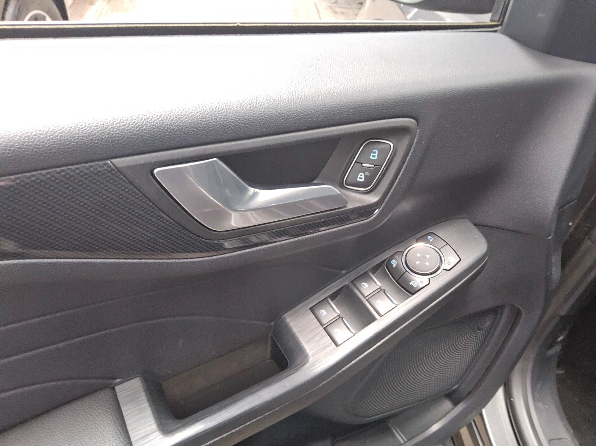 Ford Kuga 2.0 EB ST-Line Navi LED RfK ACC 4xSHZ 10