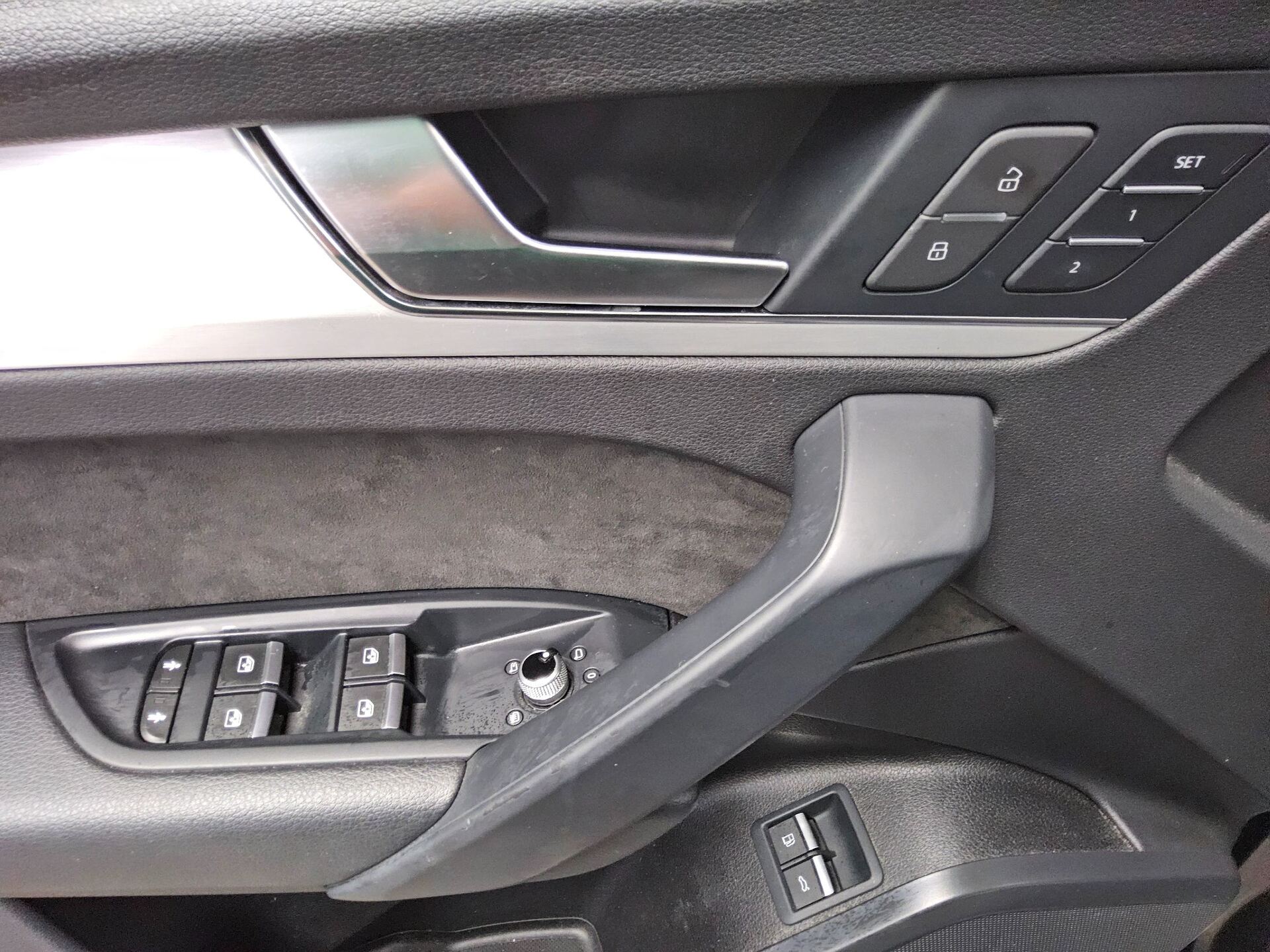 Audi Q5 55 TFSI e Qu. S-Line Navi Matrix vc AHK RFK 10