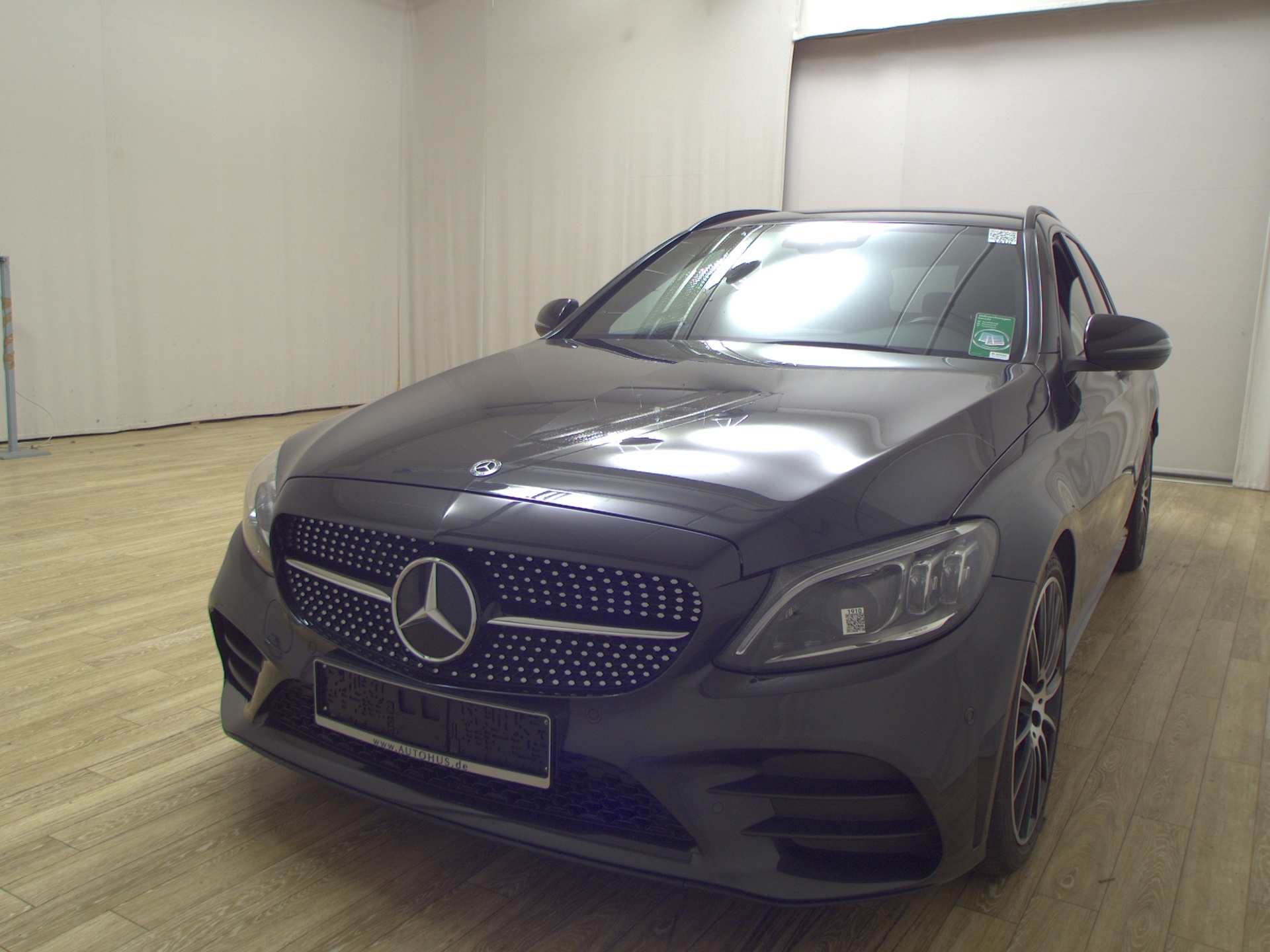 Mercedes-Benz C 220 T d AMG-Line Leder Navi MB-LED Sound AHK 2
