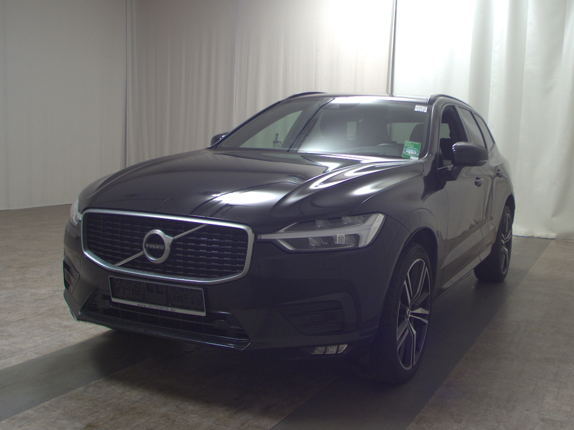Volvo XC60 D4 R-Design T-Leder Navi LED Pano HuD H-K 2